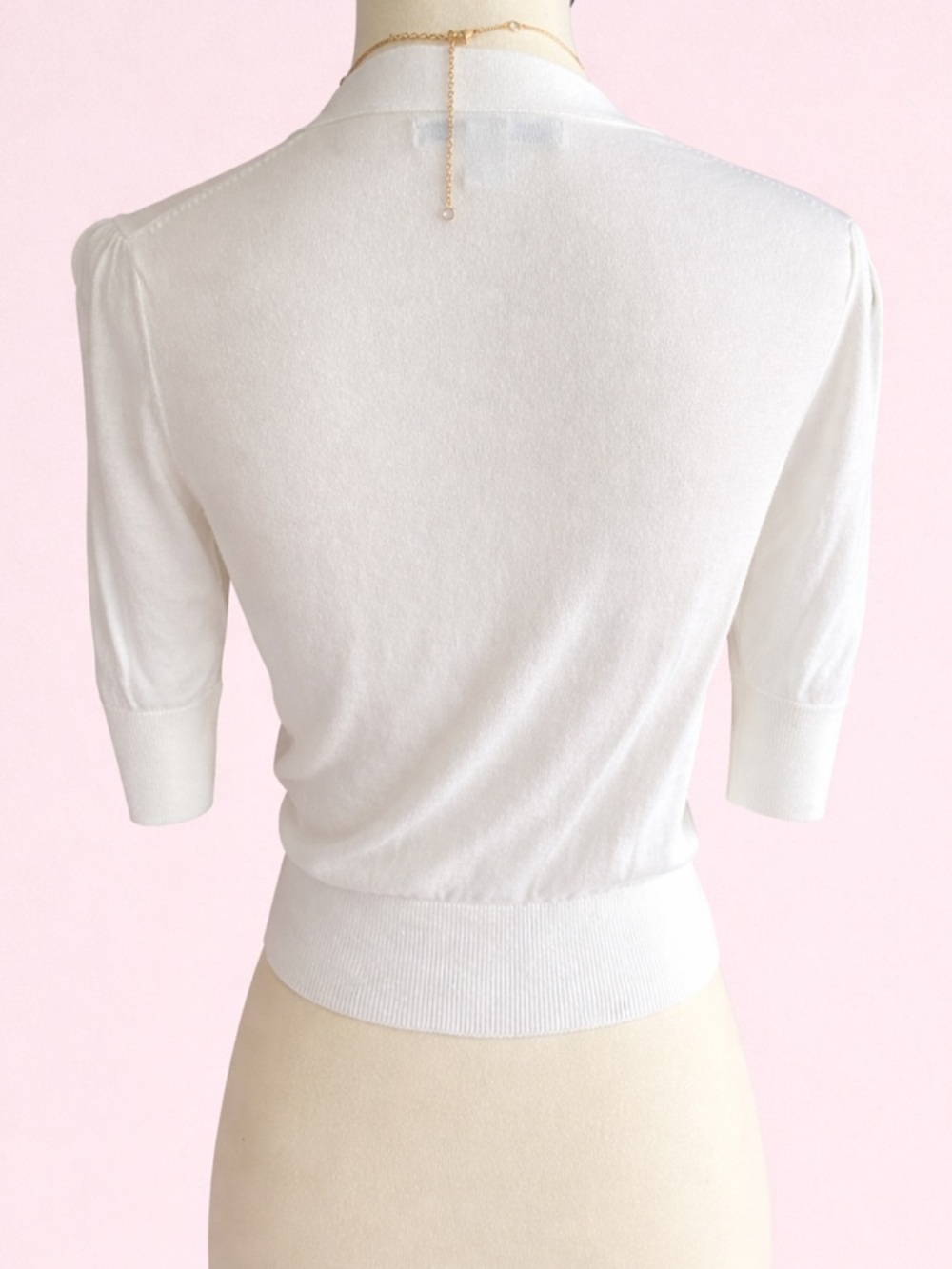 Banana Republic White Short Sleeve V‑Neck 4 Button Cardigan SZ XS EUC - Picture 3 of 8
